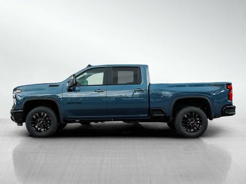 2025 Chevrolet Silverado 3500 LT