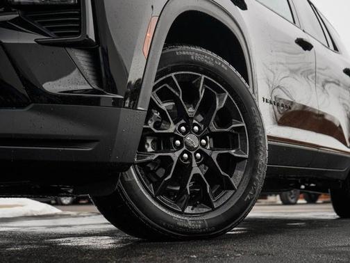 2026 Chevrolet Traverse AWD LT