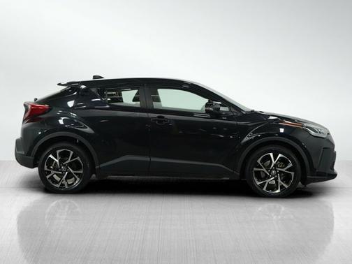 2021 Toyota C-HR XLE