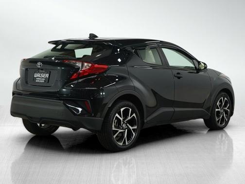 2021 Toyota C-HR XLE
