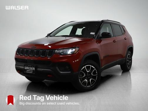 Red Hot Pearlcoat 2025 Jeep Compass Trailhawk