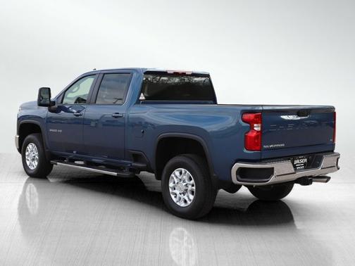 2025 Chevrolet Silverado 3500 LT