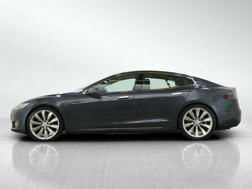 2016 Tesla Model S 90D