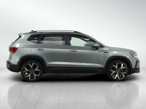 2022 Volkswagen Taos SEL