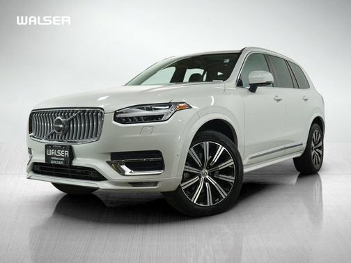 2023 Volvo XC90 Plus