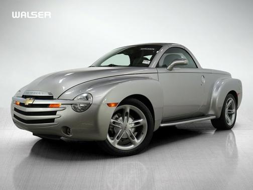2004 Chevrolet SSR LS