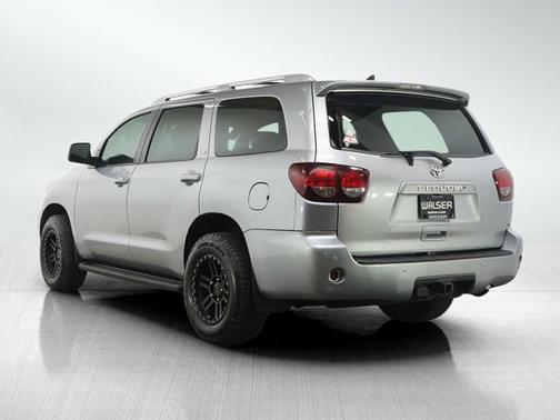 2018 Toyota Sequoia SR5