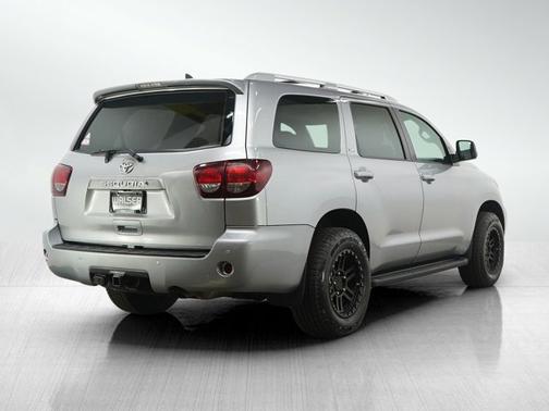 2018 Toyota Sequoia SR5