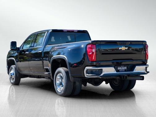 2024 Chevrolet Silverado 3500 LTZ