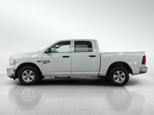 2022 RAM 1500 SLT