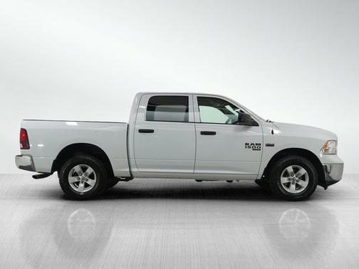 2022 RAM 1500 SLT