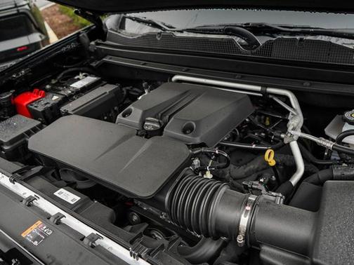 2025 Chevrolet Colorado 4WD LT