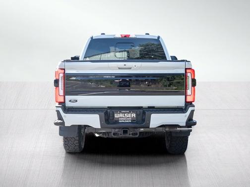 Avalanche 2025 Ford F-350 Platinum
