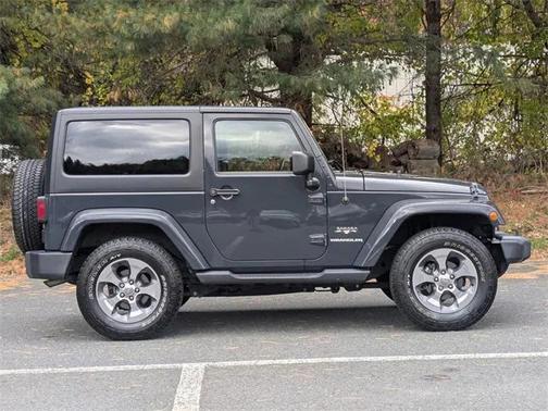 2017 Jeep Wrangler Sahara 4x4