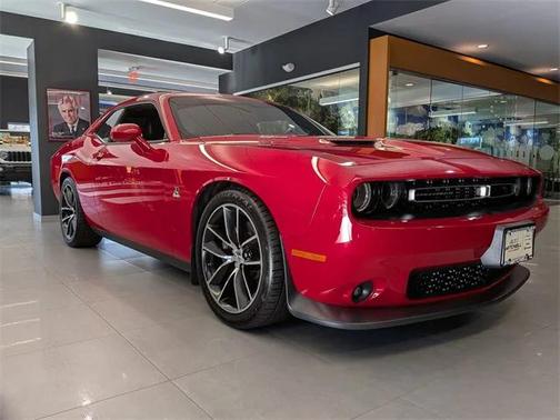 2016 Dodge Challenger R/T Scat Pack