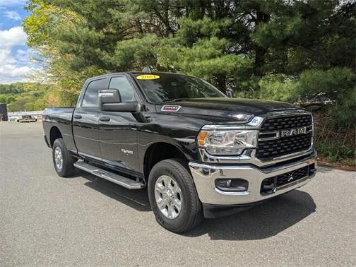 2024 RAM 2500 Big Horn Crew Cab 4x4 64' Box