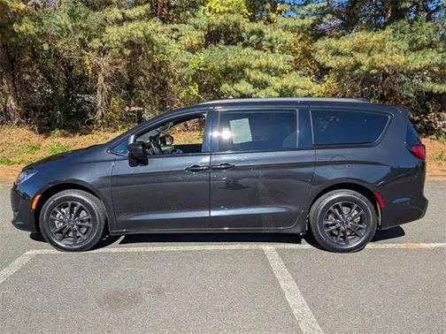 2020 Chrysler Pacifica AWD Launch Edition