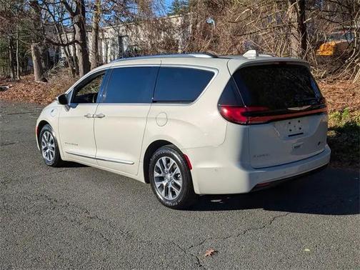 2021 Chrysler Pacifica Hybrid Pinnacle