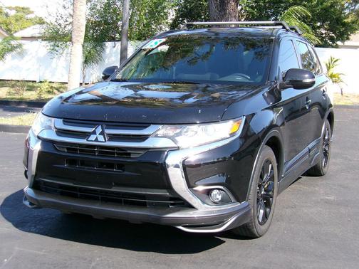 2018 Mitsubishi Outlander LE
