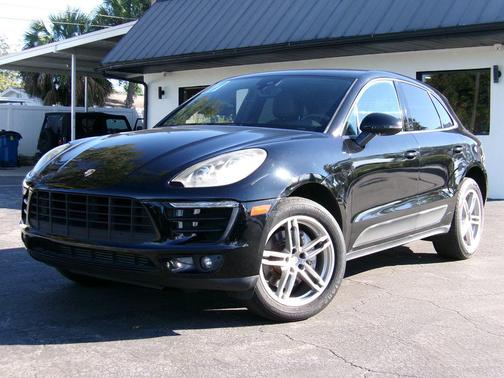 2017 Porsche Macan 