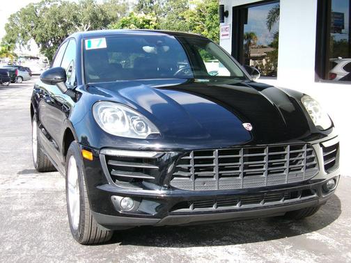 2017 Porsche Macan 