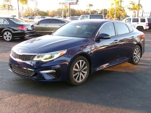 2019 Kia Optima LX