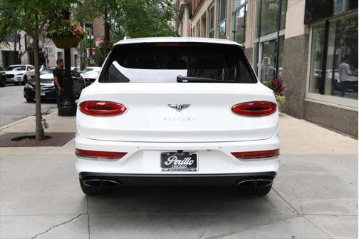 2022 Bentley Bentayga V8