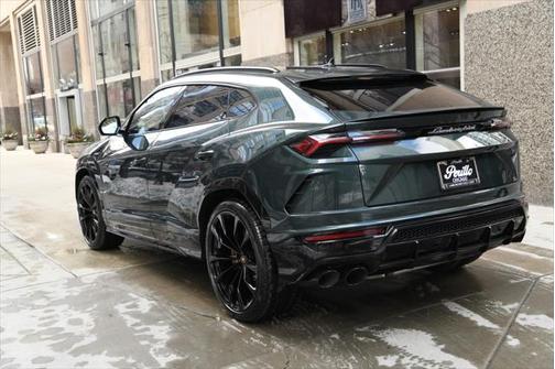 2022 Lamborghini Urus SUV