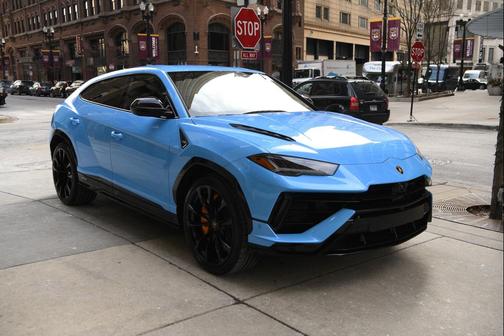 2024 Lamborghini Urus S