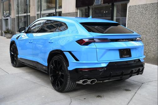 2024 Lamborghini Urus S