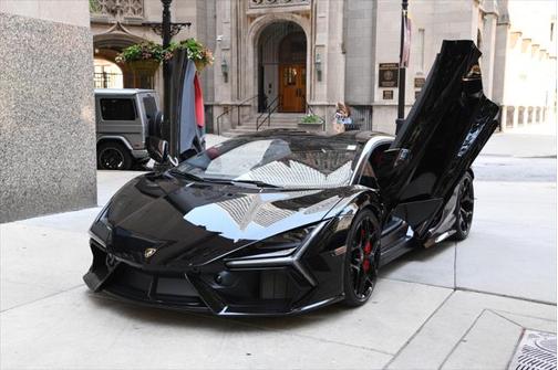 2024 Lamborghini Revuelto Coupe