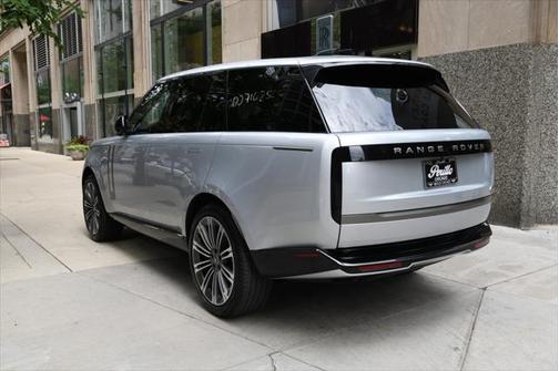 2023 Land Rover Range Rover P530 SE