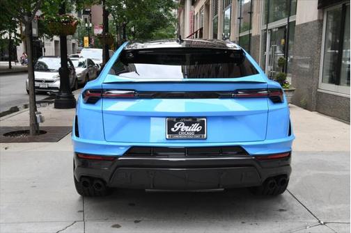 2024 Lamborghini Urus Performante