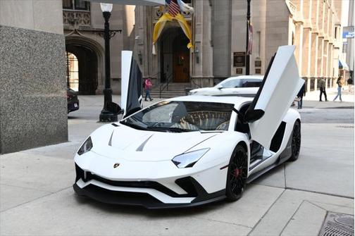 2018 Lamborghini Aventador S LP 740-4 S