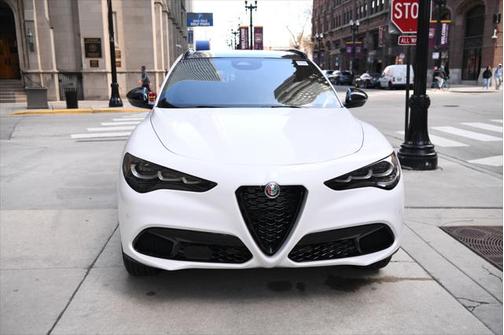 2025 Alfa Romeo Stelvio Sprint AWD