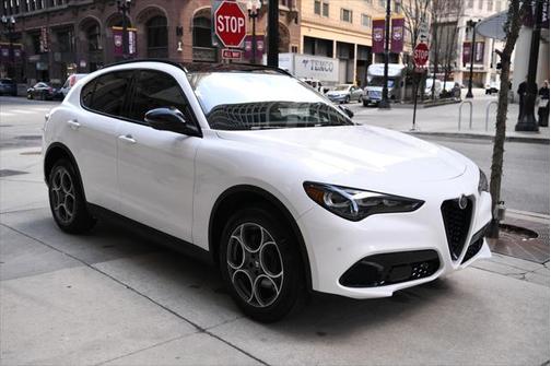 2025 Alfa Romeo Stelvio Sprint AWD