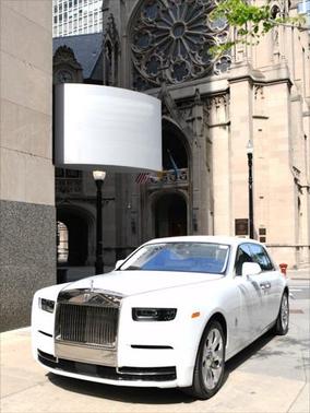 2023 Rolls-Royce Phantom Sedan