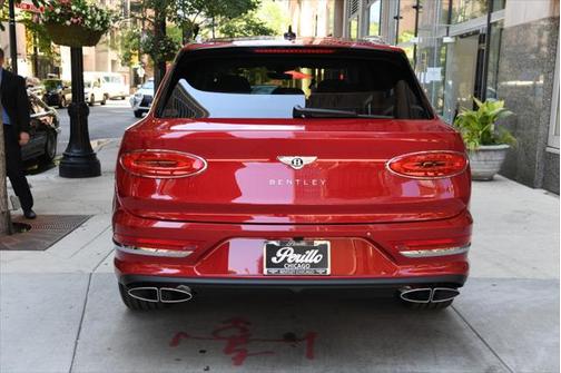 2022 Bentley Bentayga V8