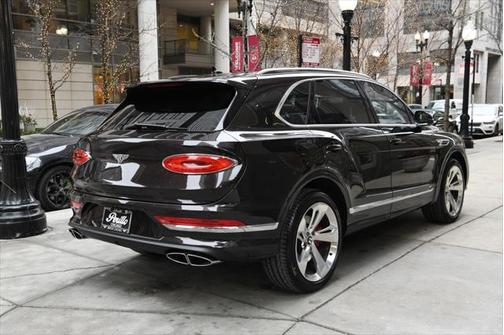 2022 Bentley Bentayga V8