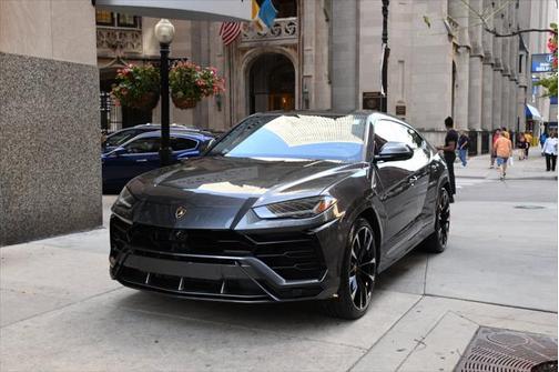 2019 Lamborghini Urus SUV