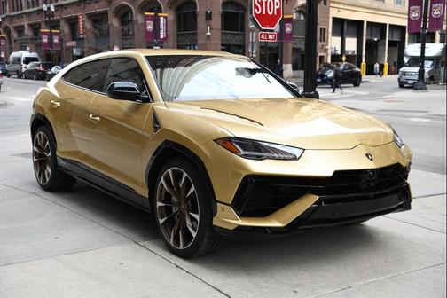 2023 Lamborghini Urus S