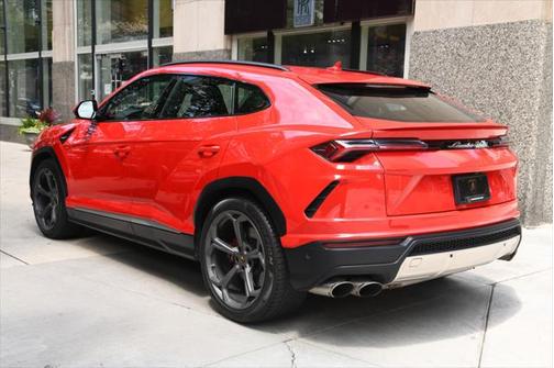 2019 Lamborghini Urus SUV