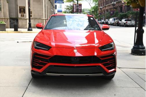 2019 Lamborghini Urus SUV
