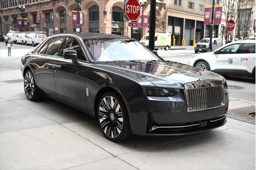 2025 Rolls-Royce Ghost Sedan
