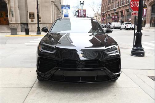 2024 Lamborghini Urus S