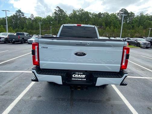Avalanche 2025 Ford F-350 Lariat Super Duty
