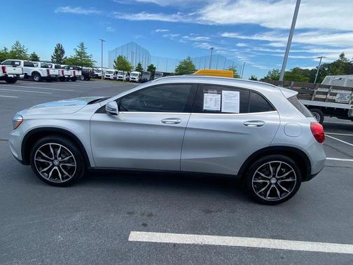 Pearl Silver Metallic 2015 Mercedes-Benz GLA-Class GLA 250