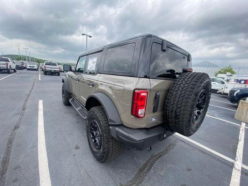 Gray 2026 Ford Bronco Big Bend
