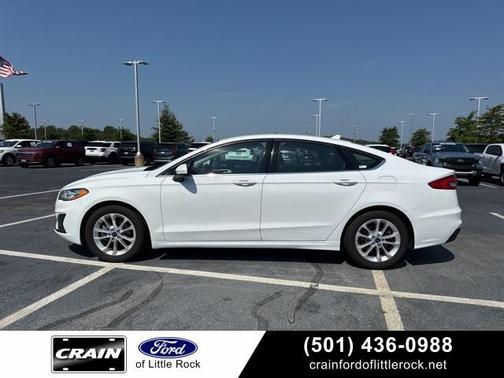 2020 Ford Fusion SE