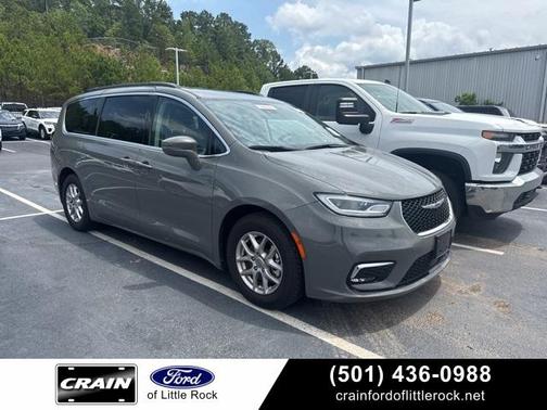 2022 Chrysler Pacifica Touring-L